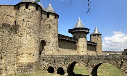 Visite de la cité médiévale de Carcassonne en Occitanie…
